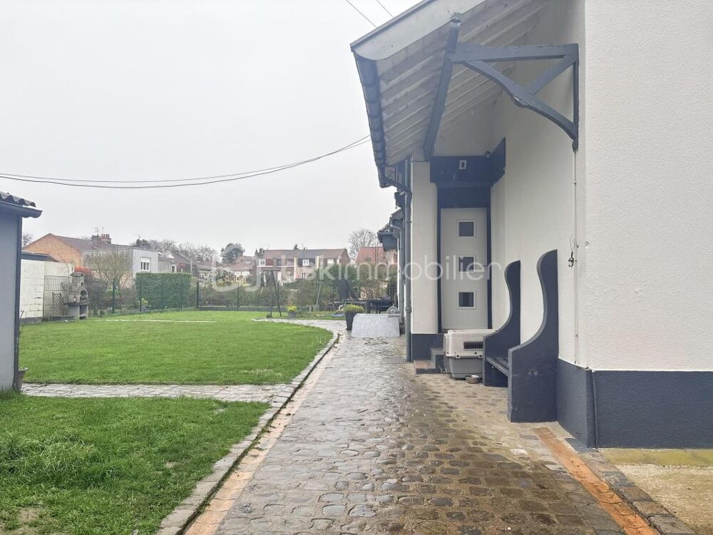 Maison de ville semi mitoyenne 120 m2 3 chambres jardin garage accès rapide gare