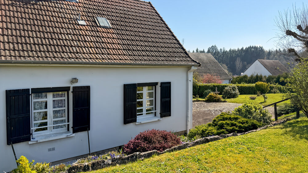 Vente Maison Maison à vendre 5 pièces proche de LA CLAYETTE (71) - 103 m² - 2/3 chambres - terrain 830 m² La clayette