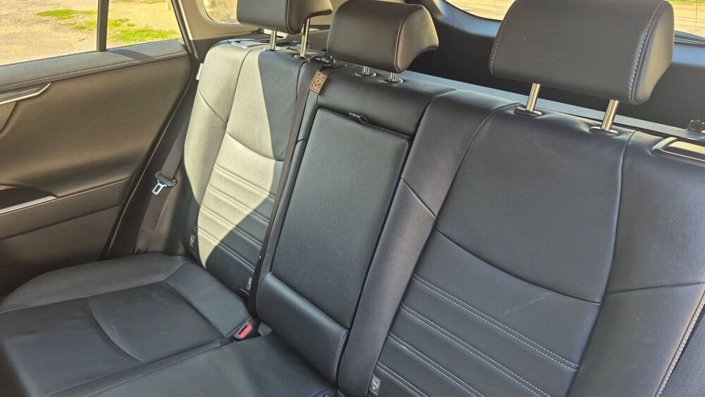 RAV 4 2.5 VVT-iE 222 Hybrid AWD-I E-CVT Lounge - Premi&egrave;re main Aut 2021 occasion 89310 Noyers
