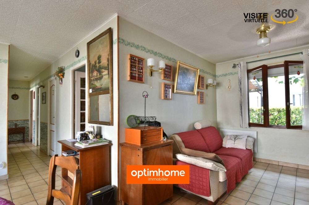 Maison à vendre 4 pièces AMBARES ET LAGRAVE (33)