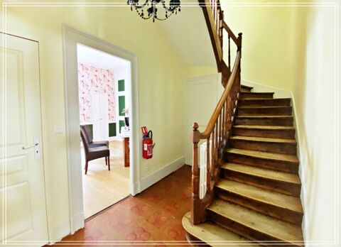 Local/bureau &agrave; vendre AGEN (47) Bureaux professionnels avec cachet � Quartier Palissy / Tour Victor Hugo- cours ext&eacute;rieur 279500 47000 Agen