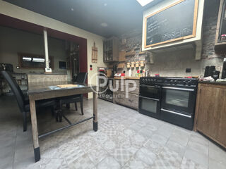  Maison  vendre 9 pices 150 m