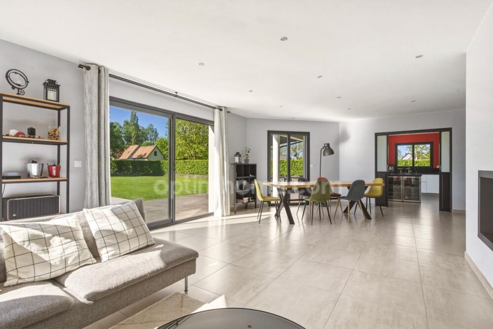 Vente Maison Hauteurs de Honfleur - Maison contemporaine - 234 m2 -5/6 chammbres - Piscine - Terrain 2824 m2 - Double garage - Carport Gonneville sur honfleur