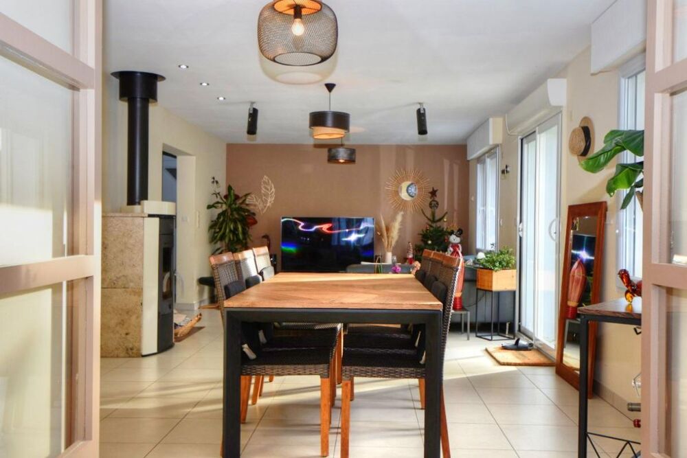Maison rénovée à 900 m de la mer