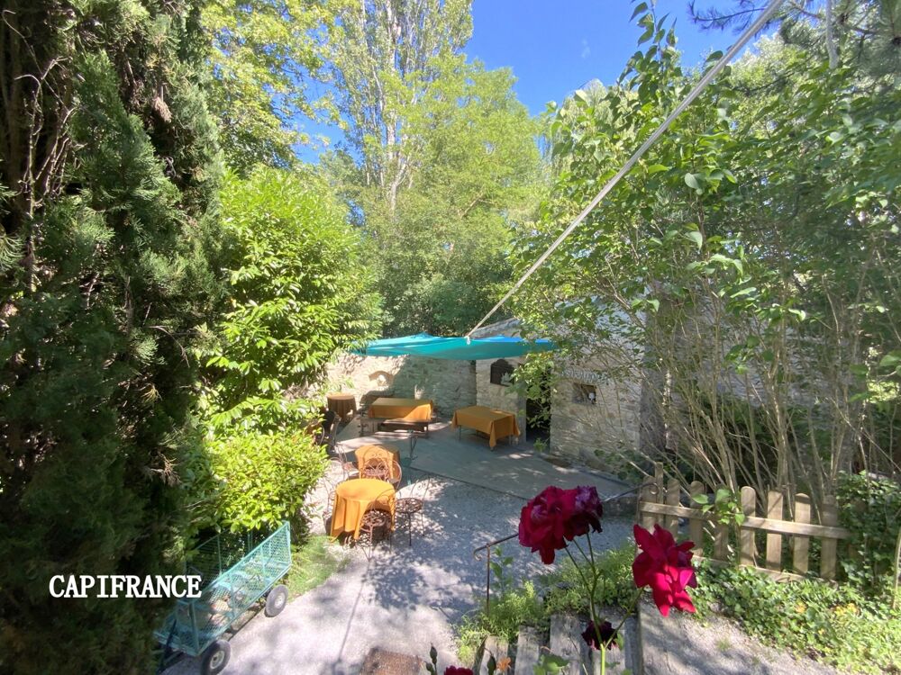 à vendre  Propriété/château Forcalquier (04300)