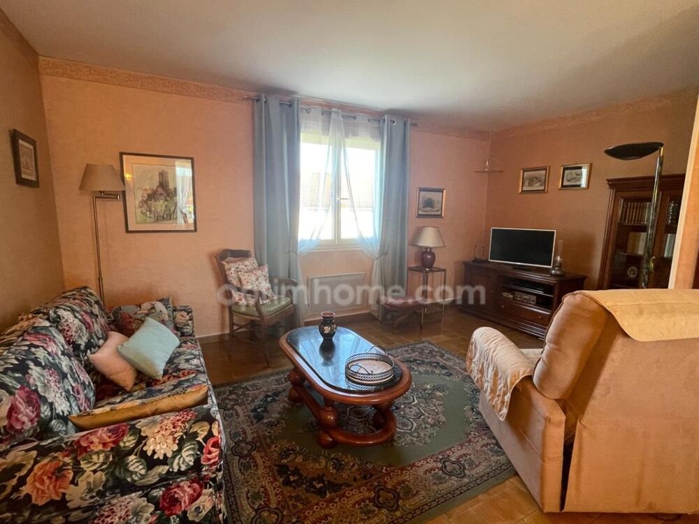 Maison individuelle 3 chambres sur 439m2 de terrain clos