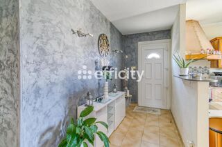  Villa à vendre 7 pièces 185 m²