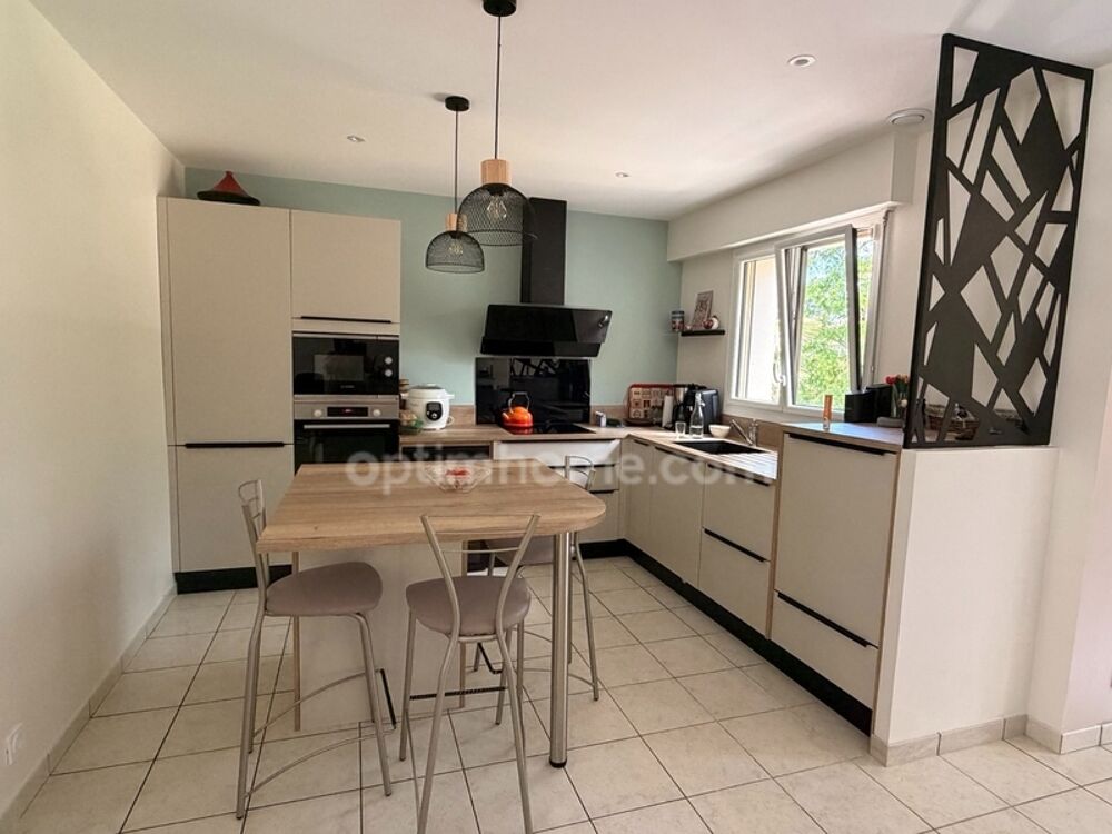 Vente Maison Maison à vendre 5 pièces MORTAGNE SUR SEVRE (85) Mortagne sur sevre