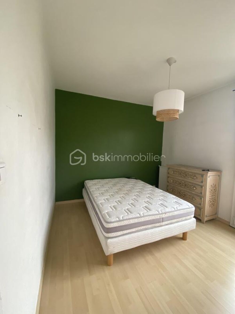 Vente Appartement Appartement spacieux au cœur de la ville, 3ème étage, luminosité assurée ! Aix en provence