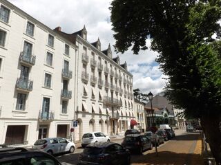  Immeuble à vendre 15 + pièces 672 m²