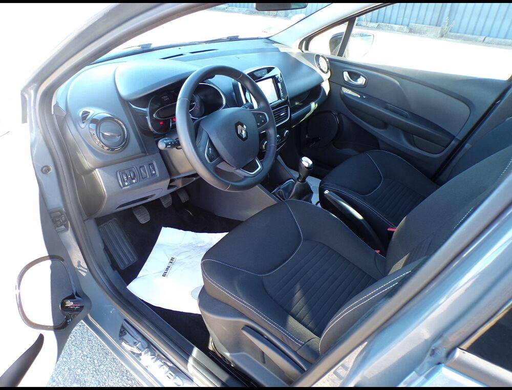 Clio IV DCI 75 LIMITED ENERGY BVM 2018 occasion 03100 Montlu&ccedil;on
