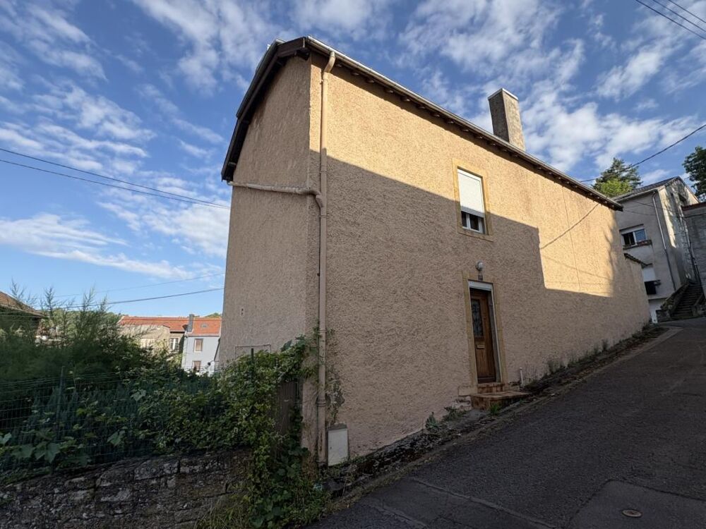 Réhon (54430)  Maison de village avec garage, jardin et grenier aménageable