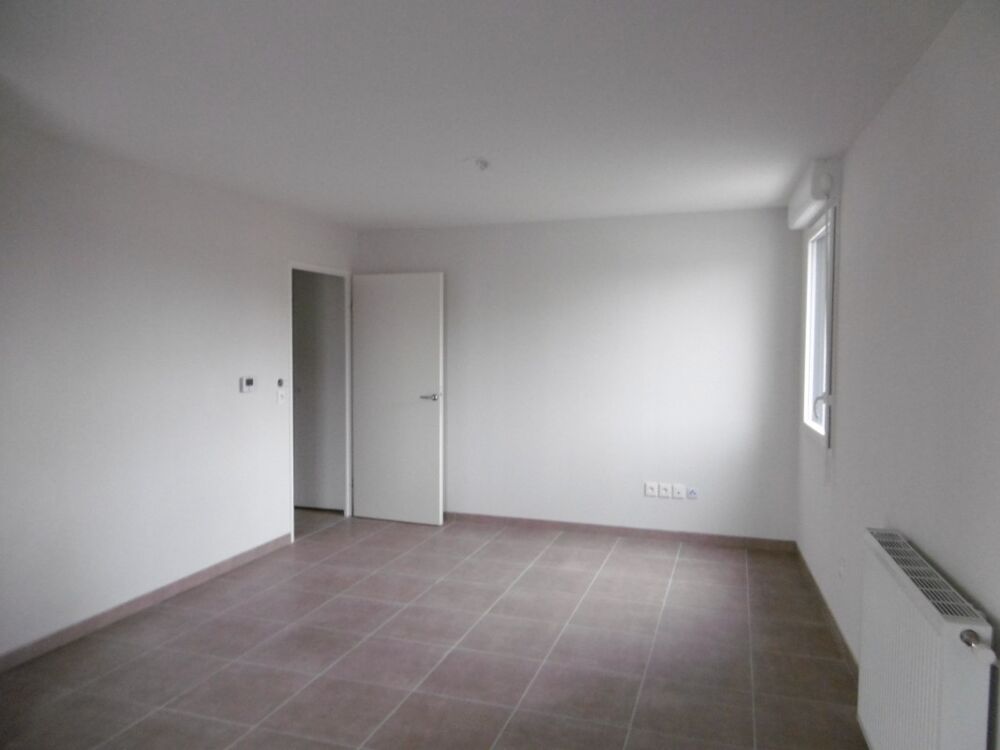 Location Appartement Beau T2 avec balcon et parking à BEAUZELLE Beauzelle