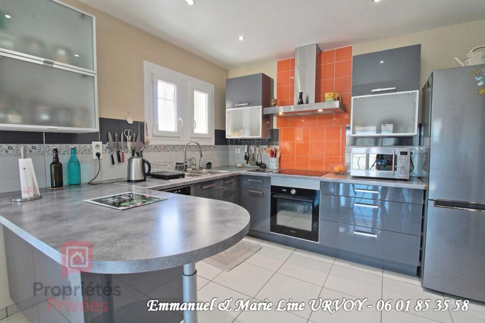 Vente Appartement NOVES 13550: Appartement T5 avec véranda et Terrasse Chateaurenard