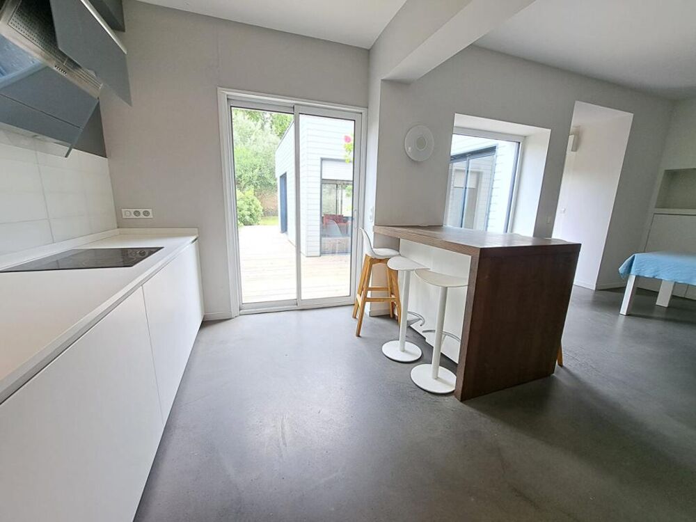 Vente Maison Belle maison angevine avec porche, à proximité immédiate de la Place du Lycée Angers
