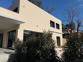  Maison à vendre 5 pièces 318 m²