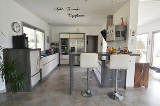  Maison � vendre 5 pi�ces 180 m�