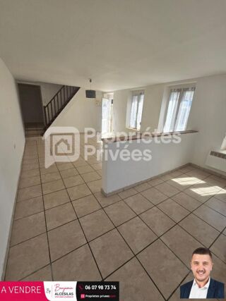  Immeuble à vendre 1 pièce 350 m²
