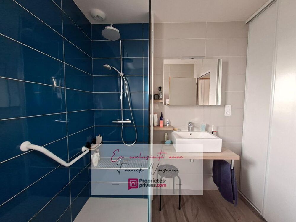 Vente Maison A VENDRE en Exclusivité à Saint Paul en Pareds, Maison de plain-pied PMR de 95 m2 env avec 2 chambres et 1 bureau sur une parcel Saint paul en pareds