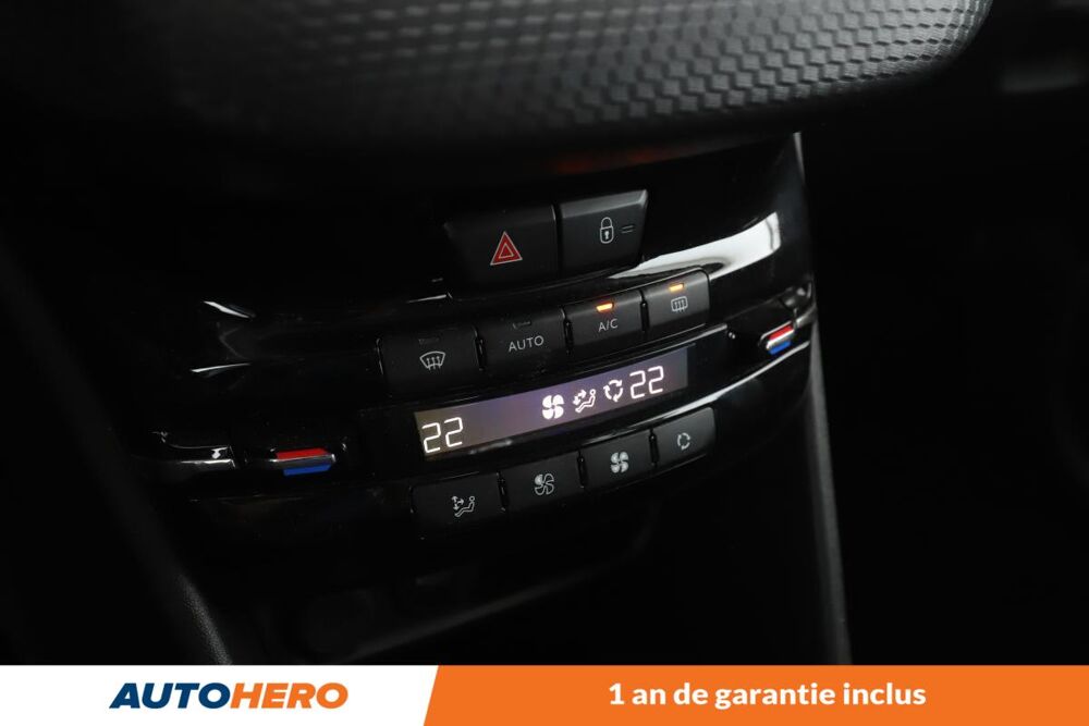 2008 1.2 PureTech Signature 110 ch 2019 occasion 92130 Issy-les-Moulineaux