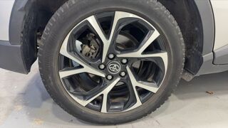 C-HR 1.8 VVT-i 122 Hybrid CVT Distinctive - Automatique Entretien 2019 occasion 54000 Nancy