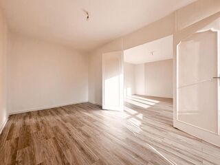  Appartement � vendre 4 pi�ces 77 m�