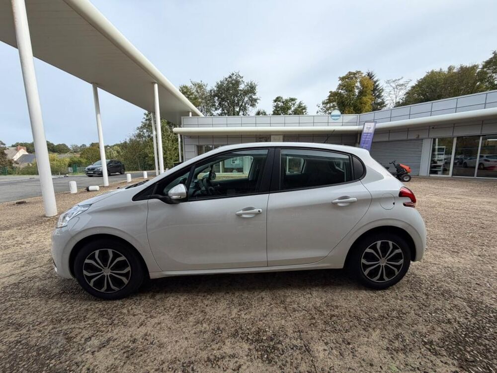 208 1.6 BlueHDi 75Ch - Garantie 6 Mois / Reprise possible 2016 occasion 36300 Le Blanc