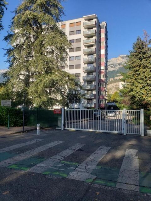  Appartement  louer 2 pices 50 m