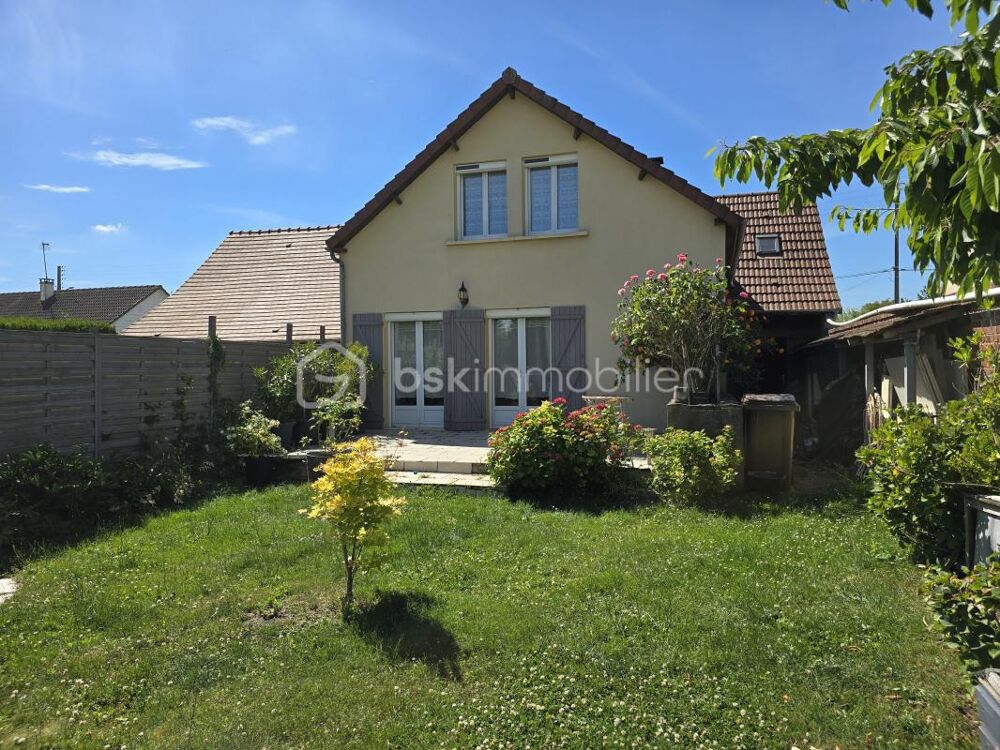 Maison familiale de 138m² - 4 chambres, jardin et garage - Tillé (60000)