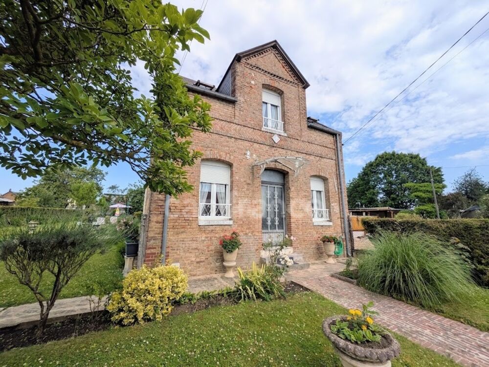Vente Maison Exclusivité : Elégante maison bourgeoise de caractère de 81m2 avec dépendances et jardin clos, terrain de 698m2 - Secteur AUMALE Aumale
