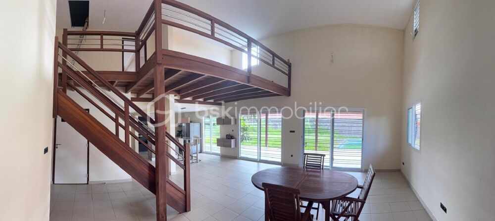 Vente Villa Villa à fort potentiel, avec piscine Matoury