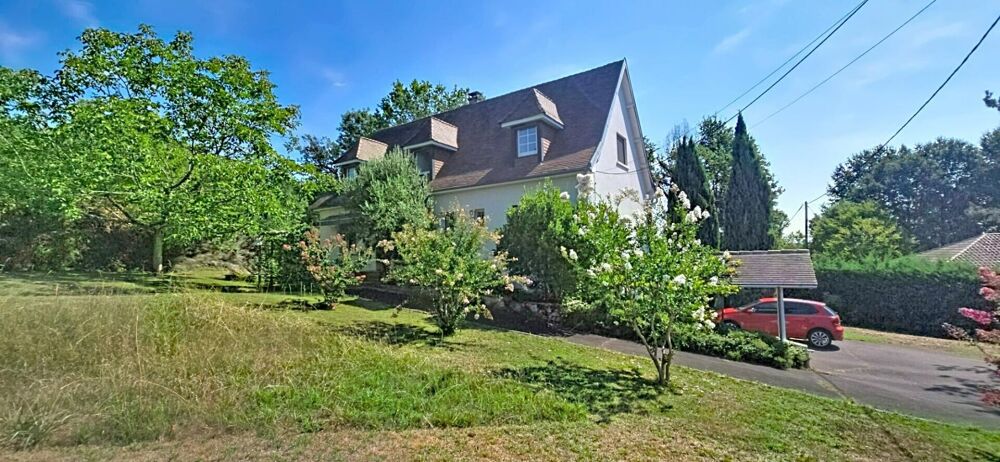 Vente Maison Maison Individuelle  sur sous-sol, de type 5, avec piscine, sur un terrain arboré et clos de 1750 m² Trelissac