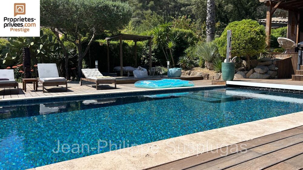 Villa Sanary Sur Mer 7 pièce(s) 235 m2