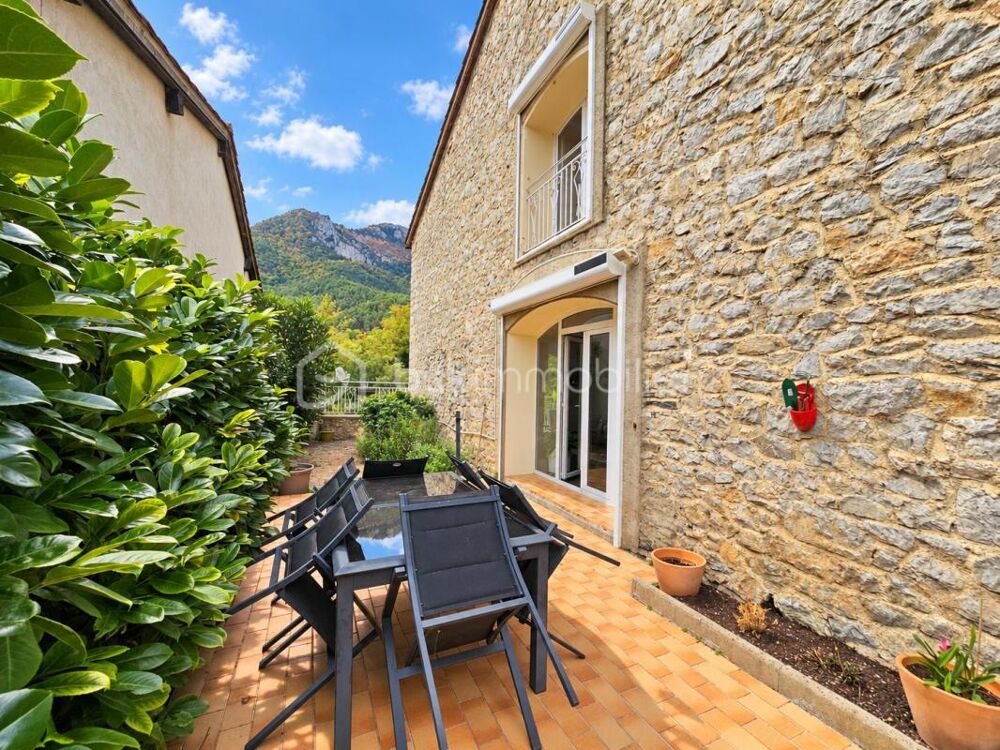 Vente Maison MAISON DE CARACTÈRE DE 252 m² - 11 PIÈCES - 6 CHAMBRES - 2 GARAGES Axat