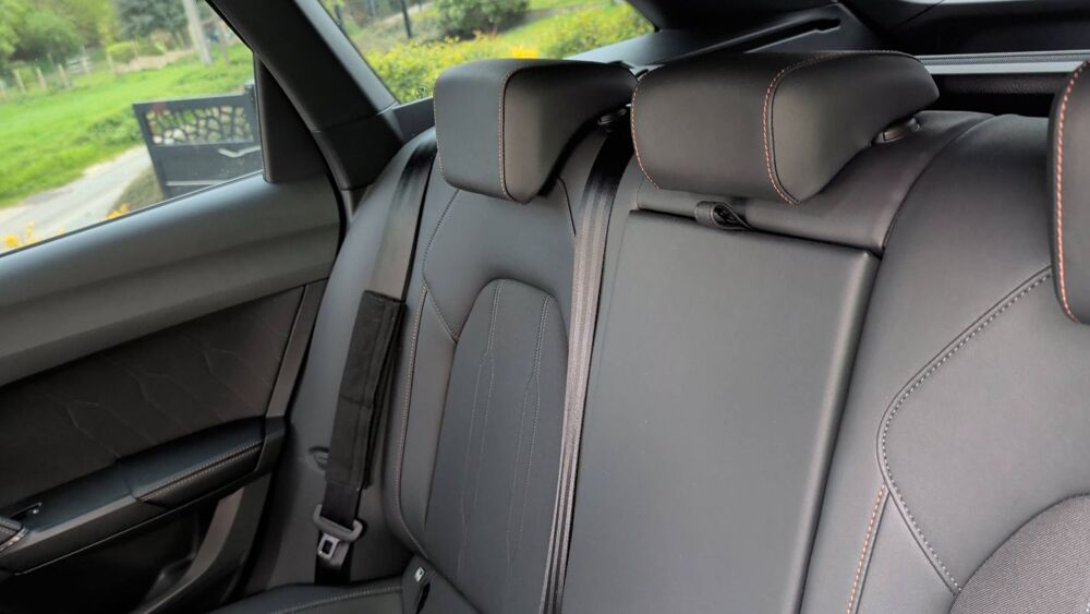 Leon SportsTourer 2.0 TDI 150 DSG7 V - Garantie constructeur Auto 2024 occasion 62129 Therouanne