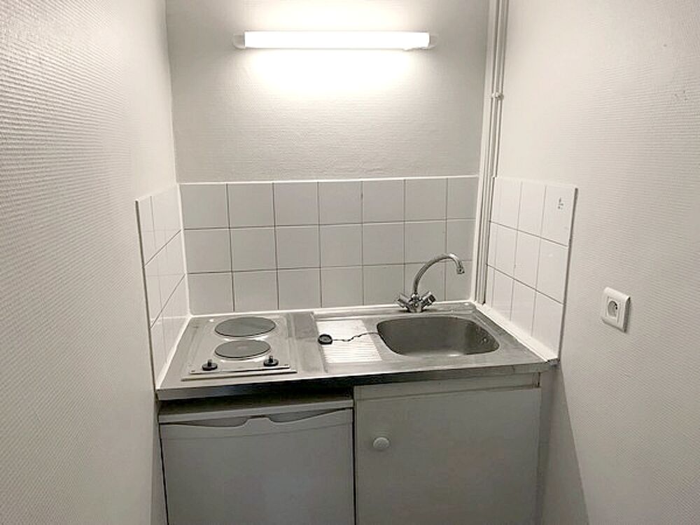 Location Appartement F1 - SECTEUR BALLAINVILLIERS Clermont ferrand