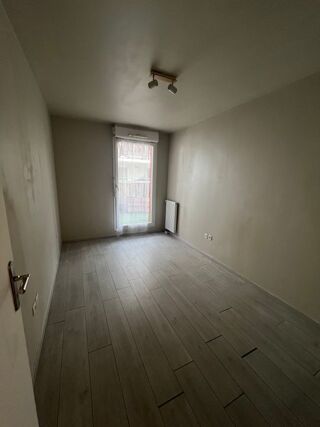  Appartement à louer 3 pièces 61 m²