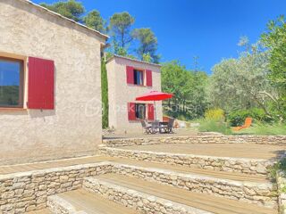  Villa à vendre 5 pièces 212 m²