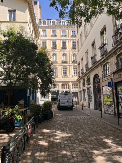EXCLUSIVITE :Murs commerciaux en RDC de 299 m2 - LYON 1ER 1183680 69001 Lyon 1er arrondissement