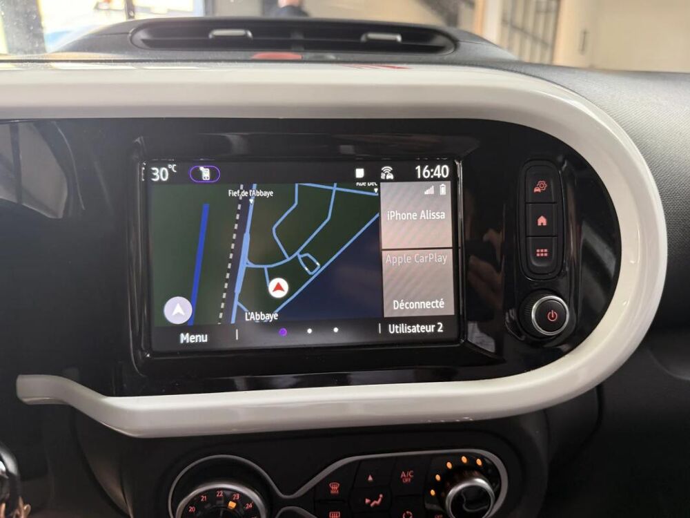 Twingo Vibes CAMERA DE RECUL / CARPLAY FEUX AUTO 2021 occasion 17139 Dompierre-sur-Mer