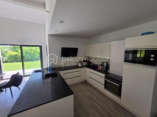  Villa à vendre 5 pièces 140 m²