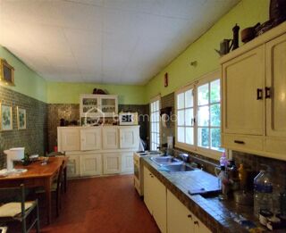  Propriété/château à vendre 13 pièces 379 m²