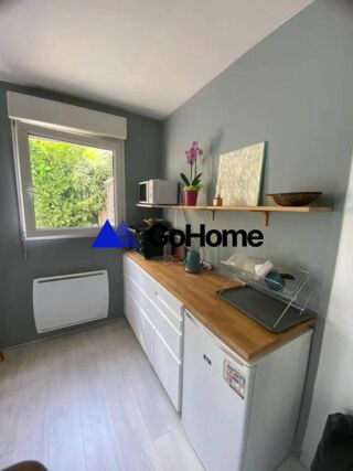  Appartement à louer 1 pièce 28 m²