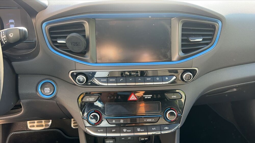 Ioniq 1.6 GDi 141 Hybrid DCT6 Creative - Premi&egrave;re main 2019 occasion 95700 Roissy En France
