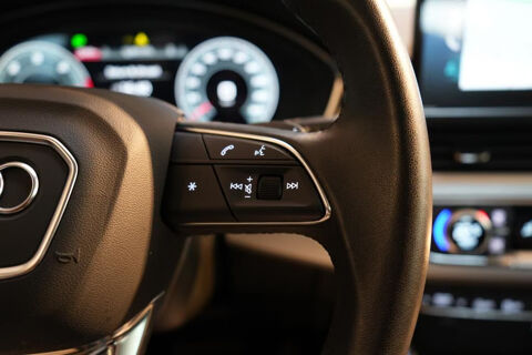 A4 40 TDI S line – Matrix LED Virtual Cockpit Navigation ACC 2023 occasion 33000 Bordeaux