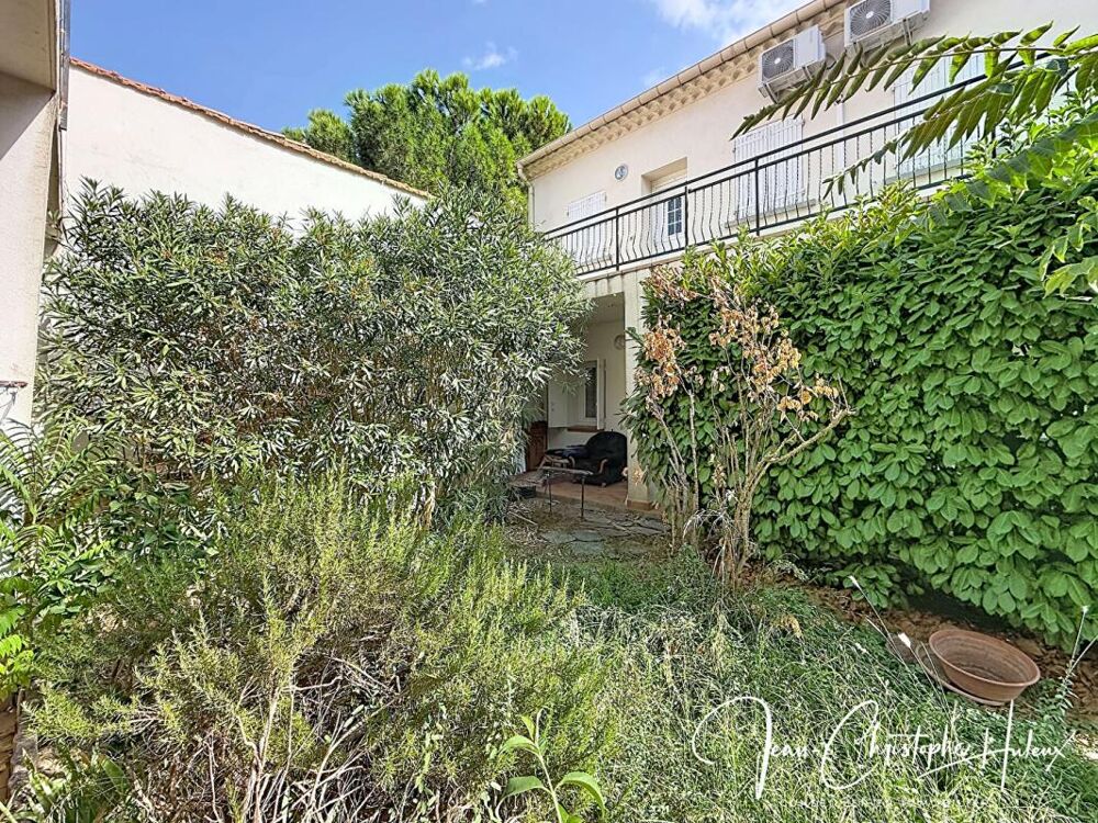 Studio Nimes 1 pièce(s) 37 m2 avec Terrasse et jardin privatif - Vendu Loué -