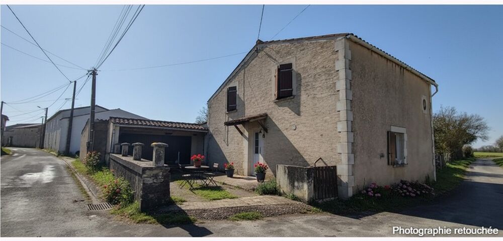 Maison de caractère  6 pièces  Ancien séchoir à tabac réhabilité