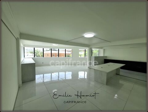 A louer - Local professionnel de 55m&sup2; - Zone France - Fort de France - Quartier Dillon Stade 1265 97200 Fort de france