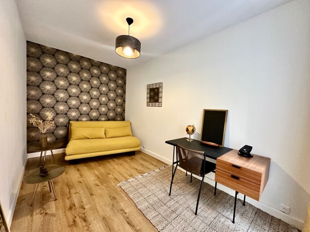 Toulon, centre-ville/haute ville, T3 de 80m2 entièrement refait à neuf, Traversant + cave