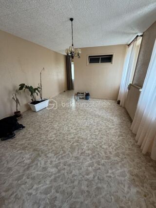 Appartement  vendre 4 pices 79 m